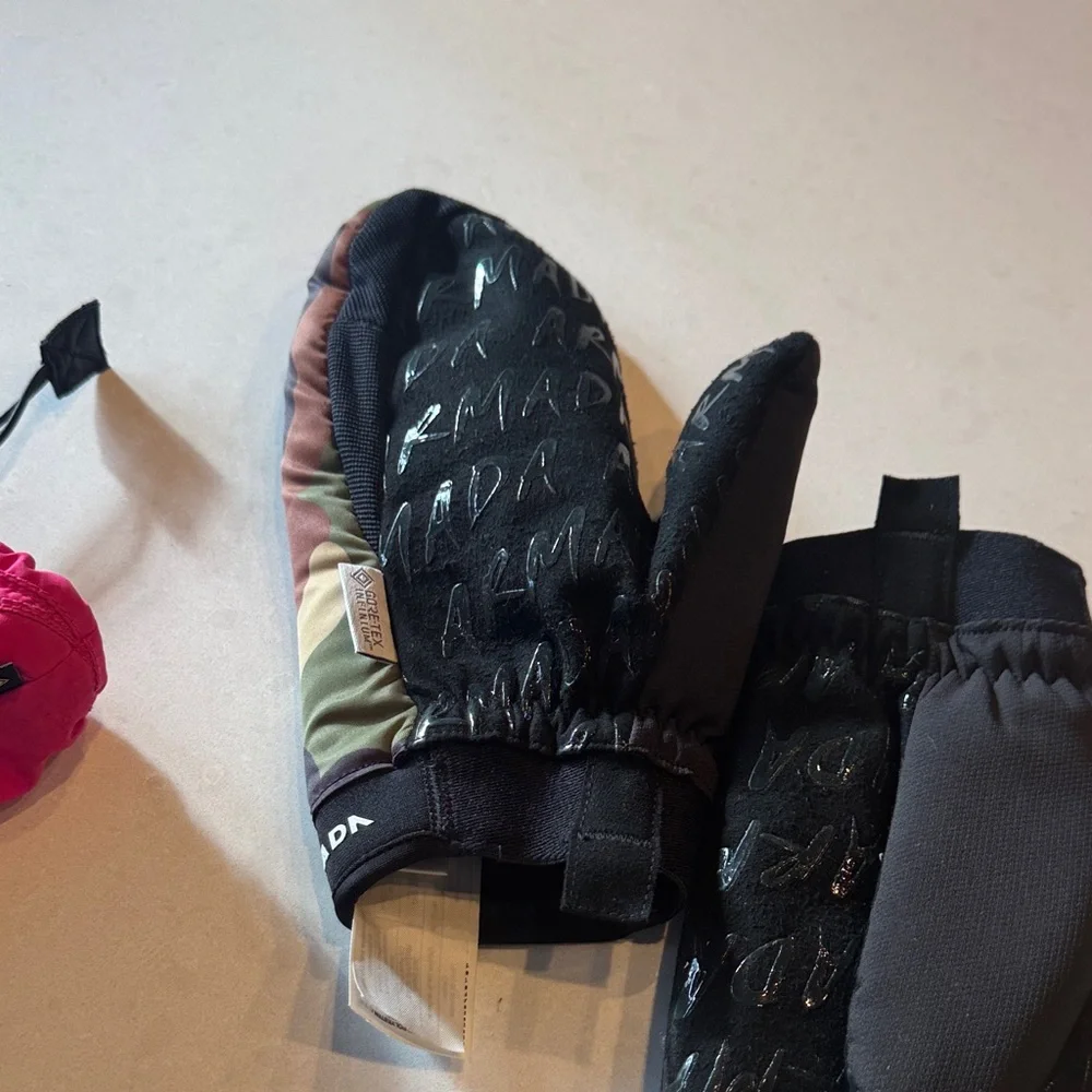 Armada Kids Camouflage Mittens gore-text infinium